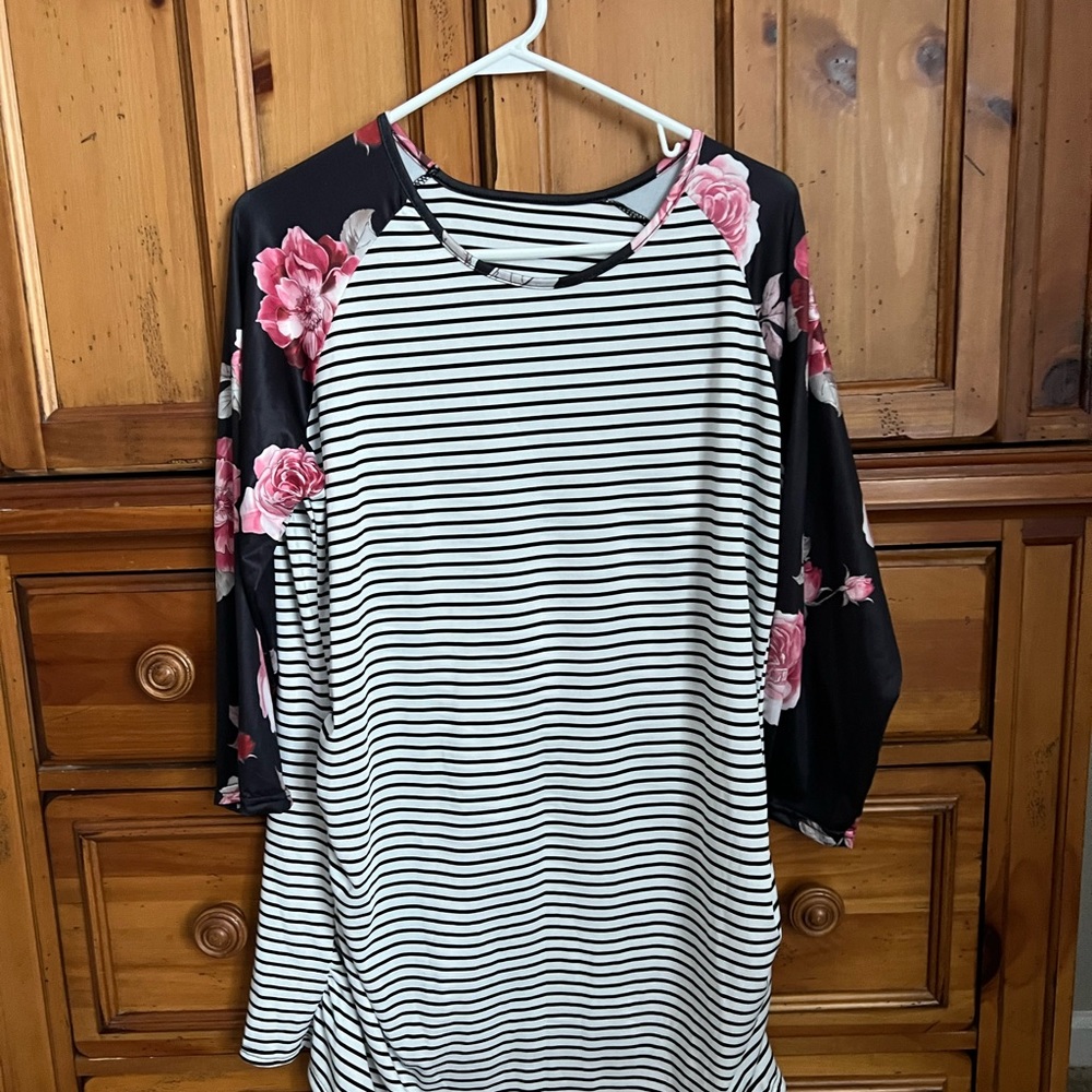 Maternity shirt